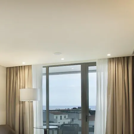 Ξενοδοχείο Madeira Turim Santa Maria 4*